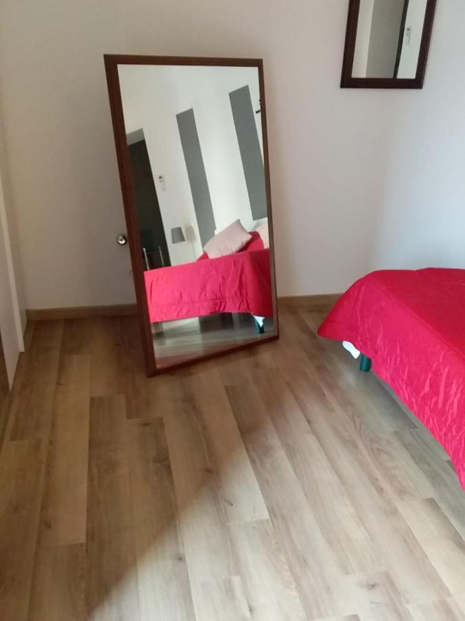 Appartamento Monolocale arredato con una camera Parma Esterno foto